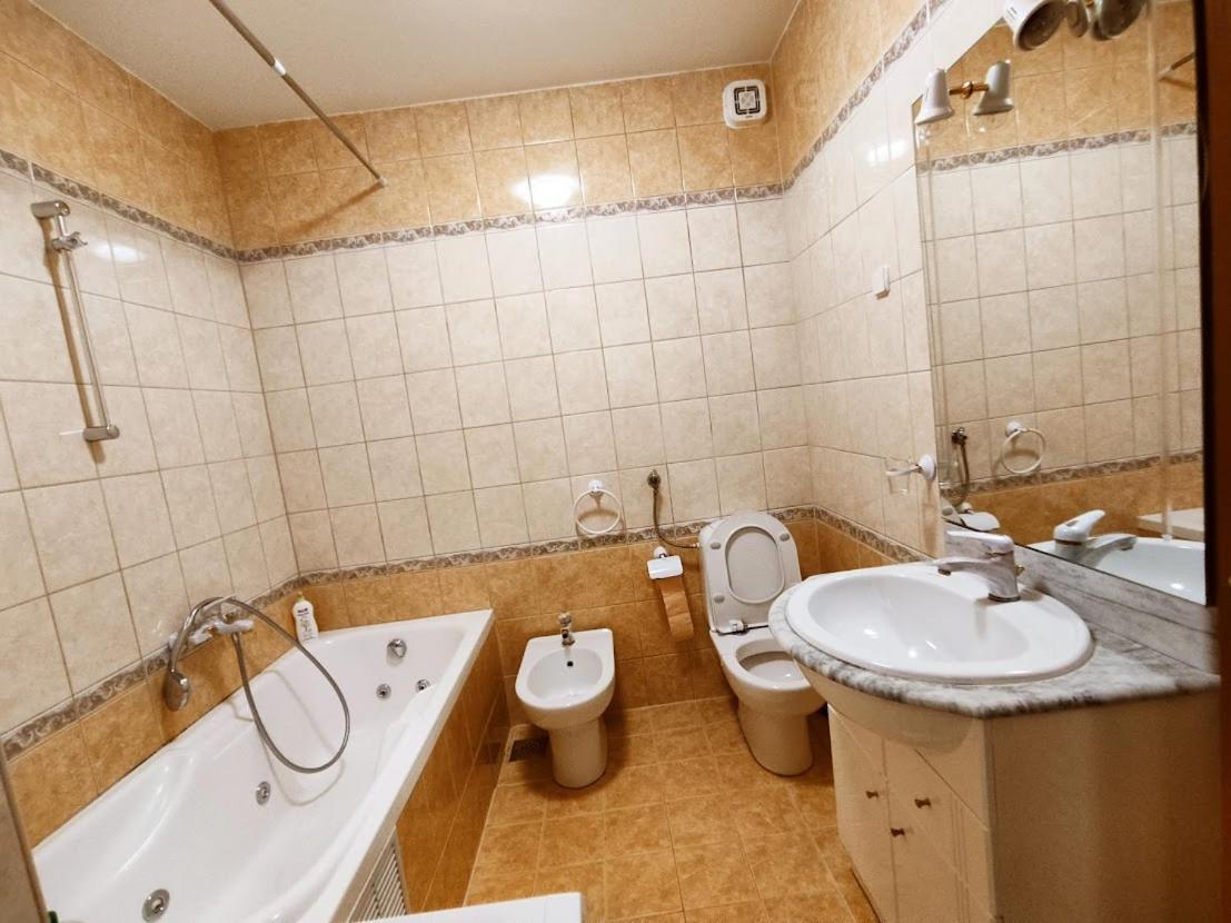 "Idea" Room With Free Parking 斯普利特 外观 照片